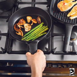 Korkmaz A1374 Gusto Volkanit İki Kulplu Oval Tava